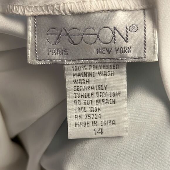 NWT Vintage Sassoon White Blouse Sz 14. Has light shoulder pads. - Picture 7 of 7